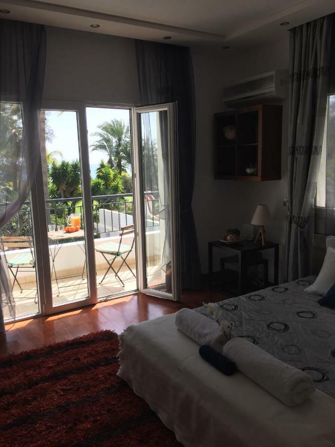 Deluxe First Line Villa Perivolia Eksteriør billede