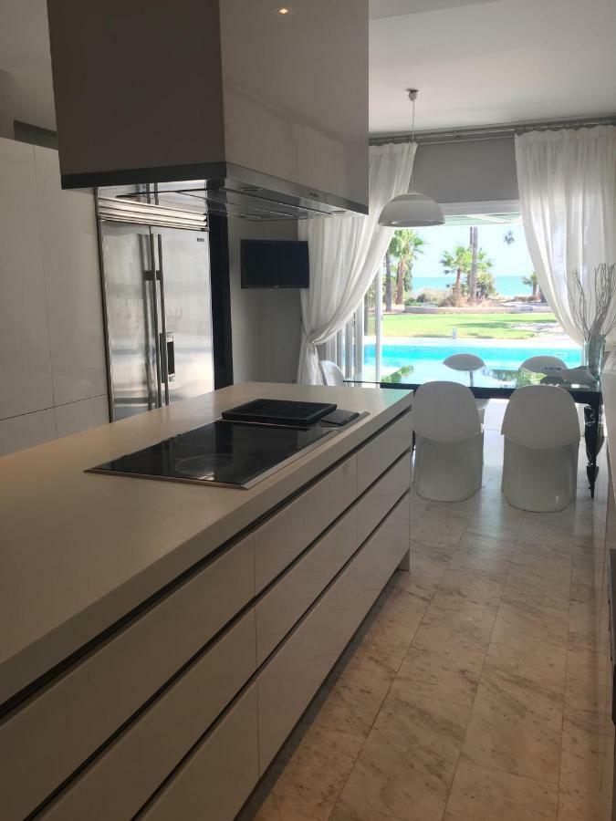 Deluxe First Line Villa Perivolia Eksteriør billede